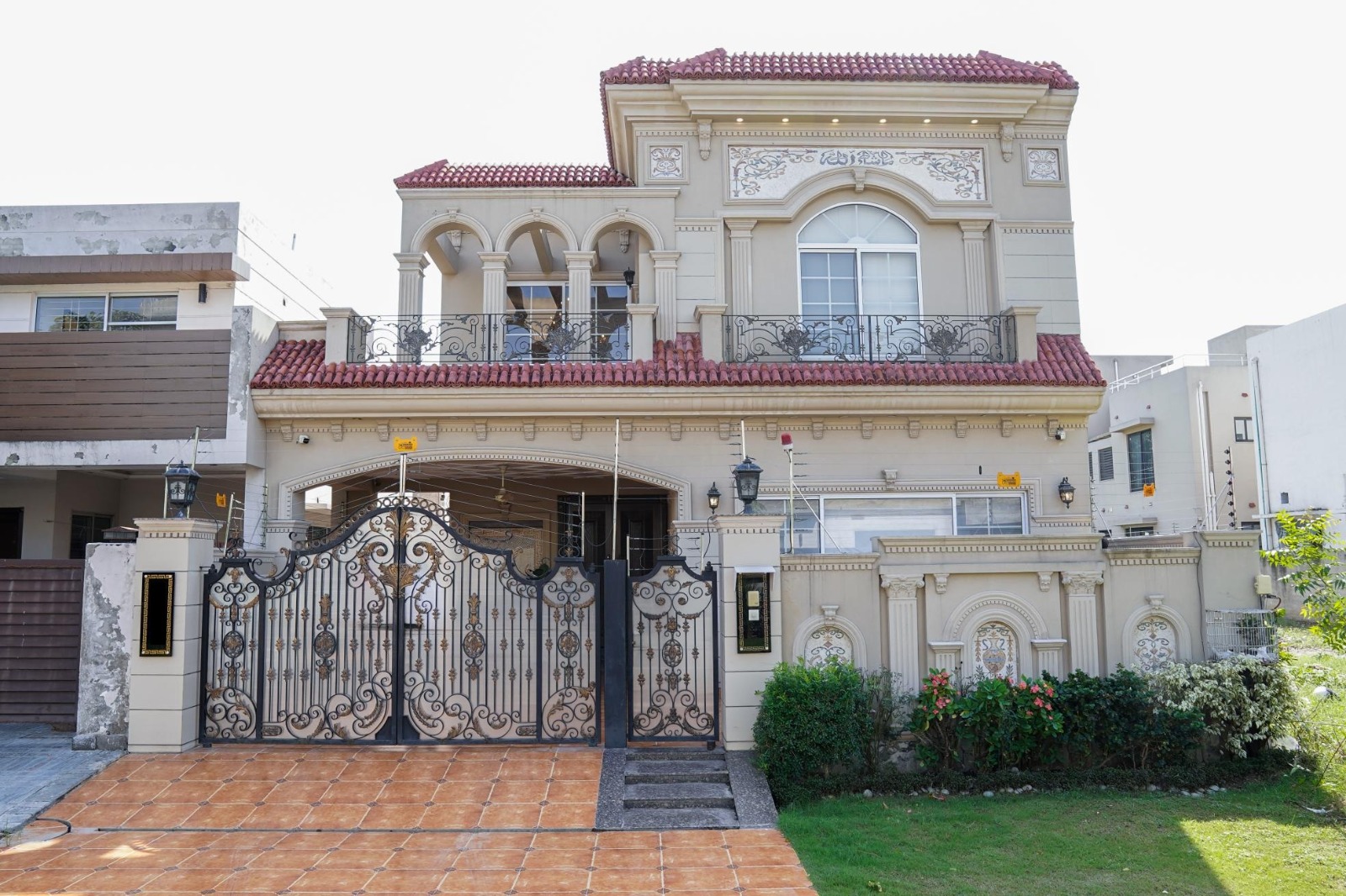 10 Marla Brand New Spanish House for Sale in DHA Phase 6 Lahore
